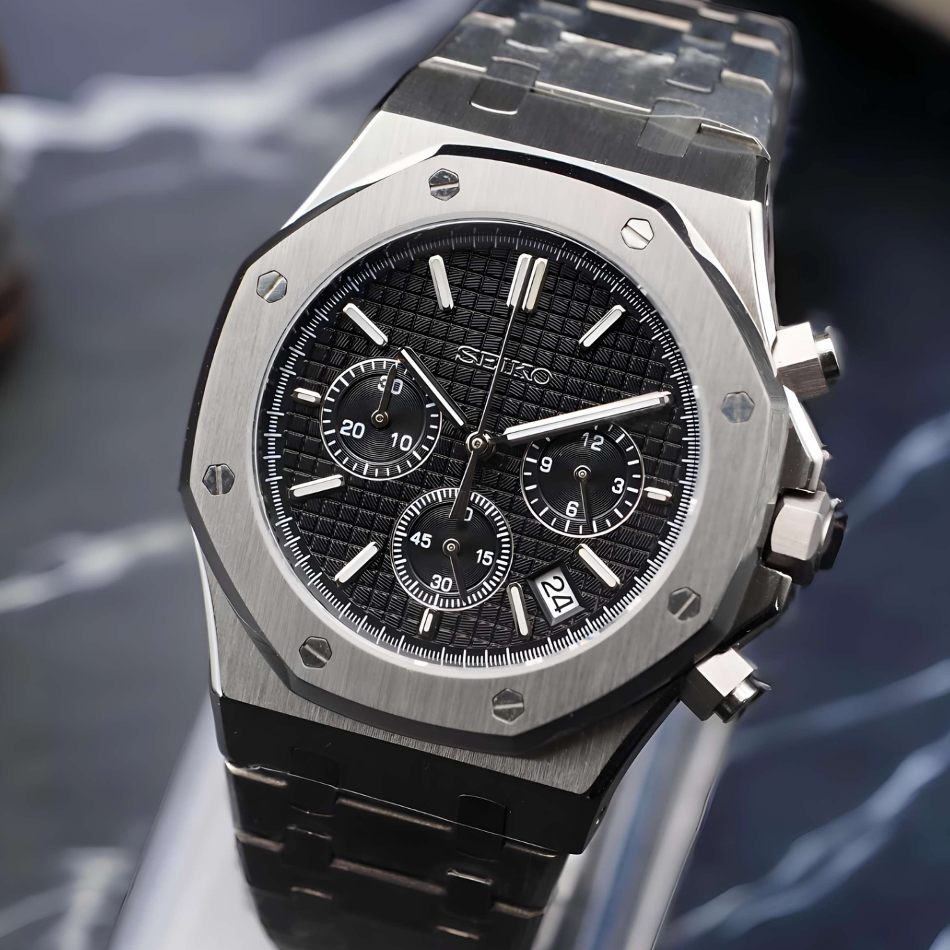 Royal Seikoak Svart Chrono