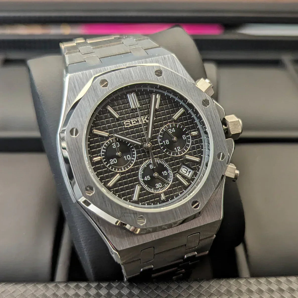 Royal Seikoak Svart Chrono
