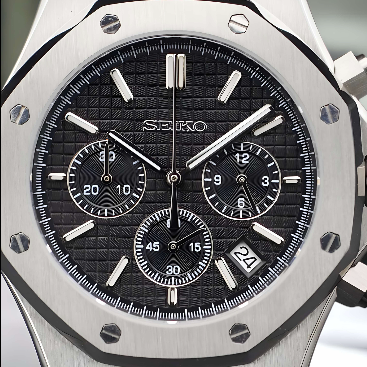 Royal Seikoak Svart Chrono
